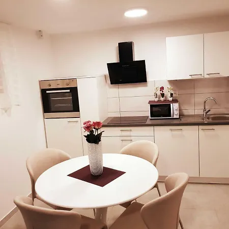 Apartman S.a.s. Split